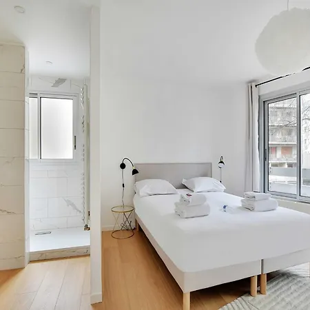 Superb 2 Bedroom 4p Alesia Paris